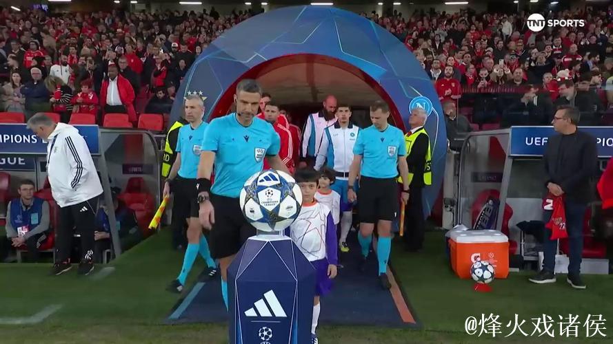 欧冠:多特蒙德2-2博德闪耀 本菲卡2-0那不勒斯 欧冠:多特蒙德2-2博德闪耀 本菲卡2-0那不勒斯