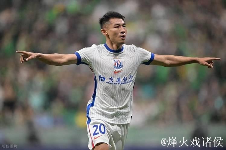 3分钟进2球 第一次首发的于汉超就是奔着冠军去的 3分钟进2球 第一次首发的于汉超就是奔着冠军去的